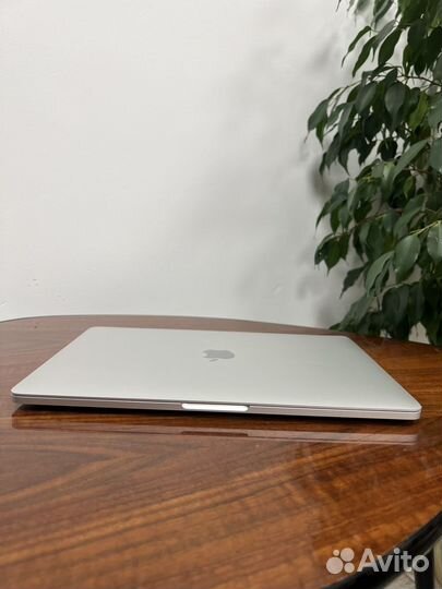 MacBook Pro 13 м1 16gb 512gb