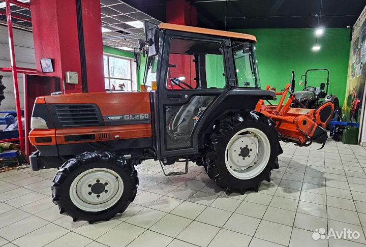 Мини-трактор Kubota GL260, 2021