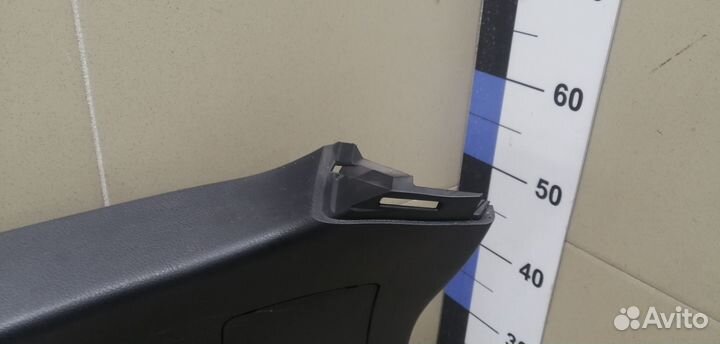 Обшивка двери багажника RAV 4 2013