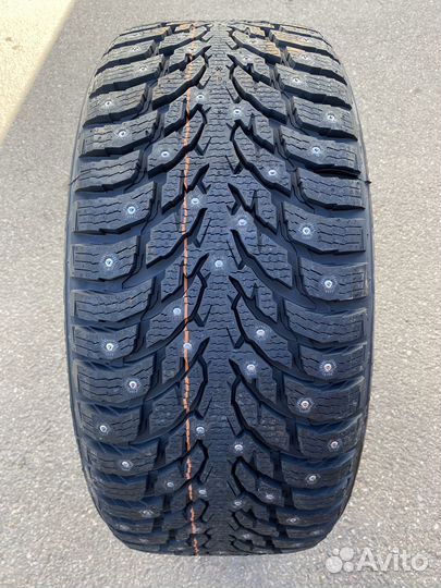 Nokian Tyres Hakkapeliitta 9 SUV 275/40 R21 107T