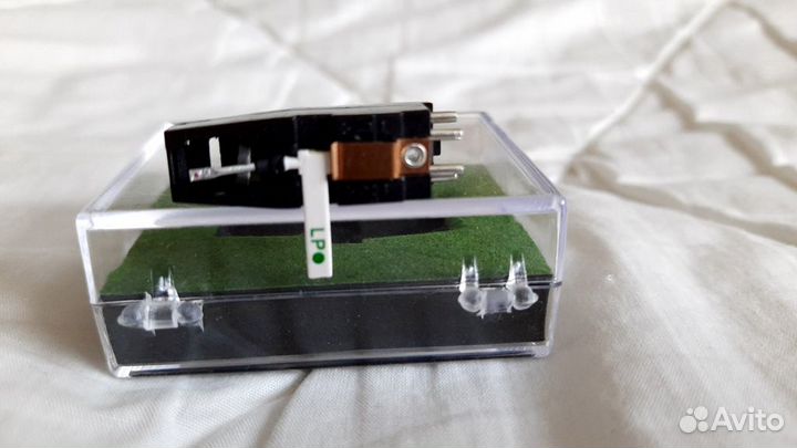 Новые иглы и б-у для винил. проигрывателя