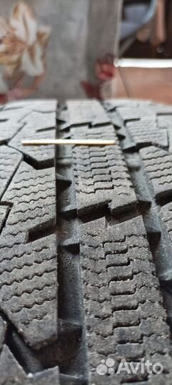 Toyo Observe Garit GIZ 205/60 R16 92Q