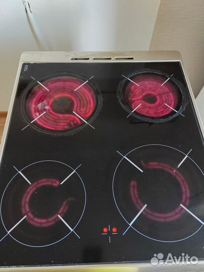 Плита электрическая Indesit стеклокерамика