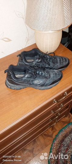 Кроссовки мужские 46 размер Bona