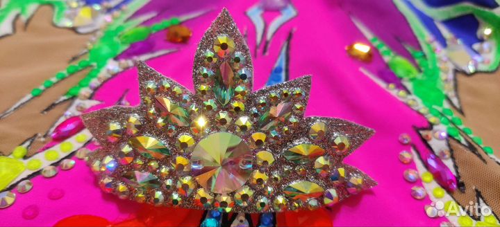 Украшение на пучок, корона на голову