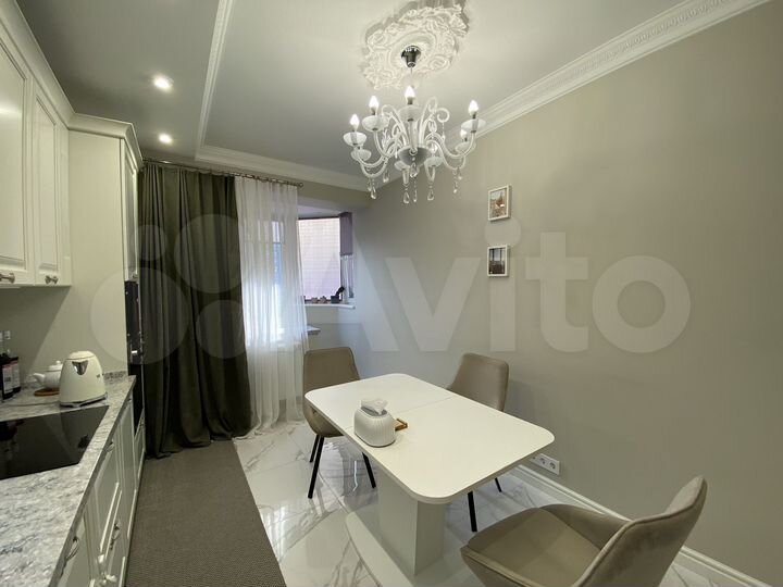 3-к. квартира, 80 м², 9/12 эт.