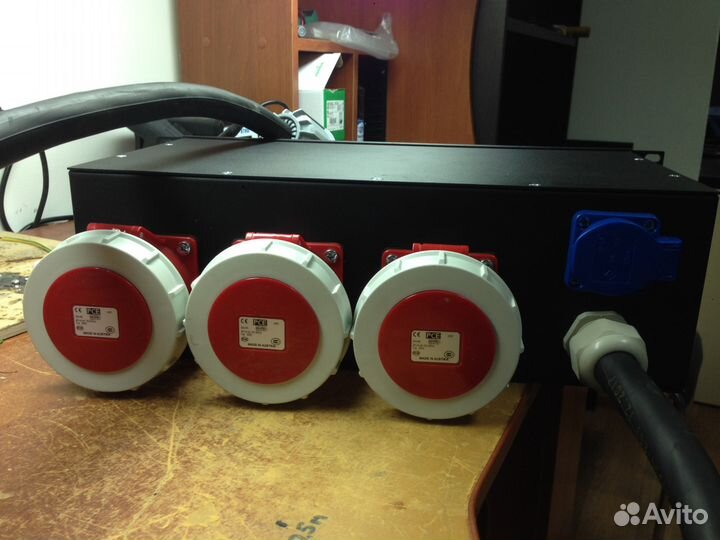 Рэковый дистрибьютор Ввод 63а