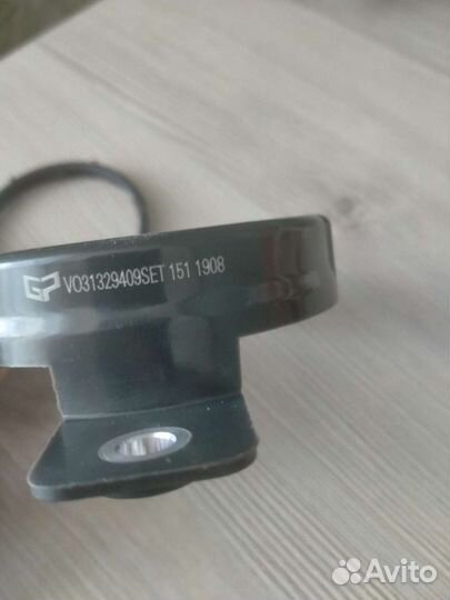 Пыльник задней ступицы правой Volvo XC90