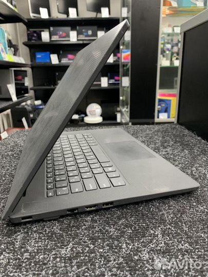 Ноутбук Lenovo V130-14IKB