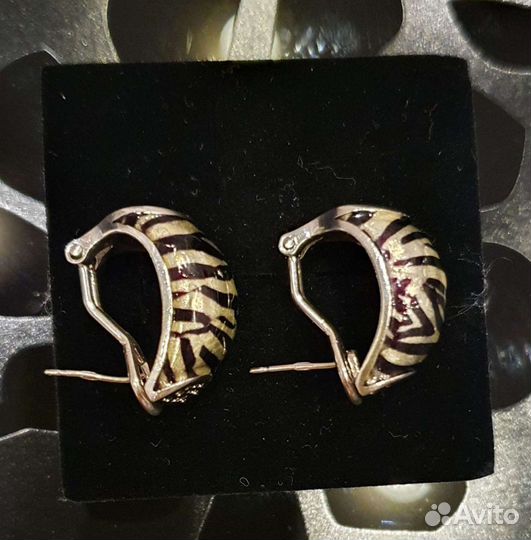 Серебряные серьги и кольцо