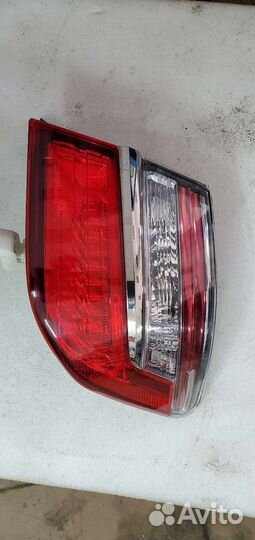 Фонарь задний правый toyota camry 14-18