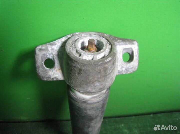 Стойка амортизатора задняя Opel Astra J 2010