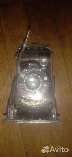 Пленочный фотоаппаратVoigtlander bessa