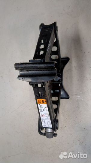 Домкрат Ford Focus 3, 2013