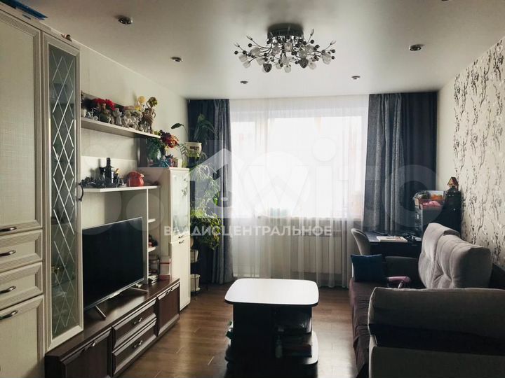 3-к. квартира, 60 м², 5/5 эт.