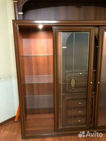 Буфеты и серванты бу