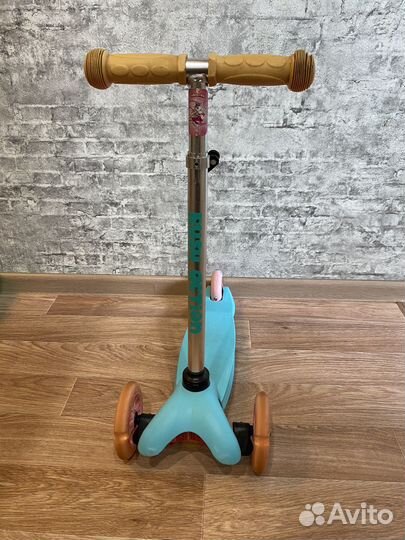 Самокат детский трехколесный
