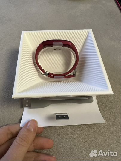Фитнес браслет jawbone up3