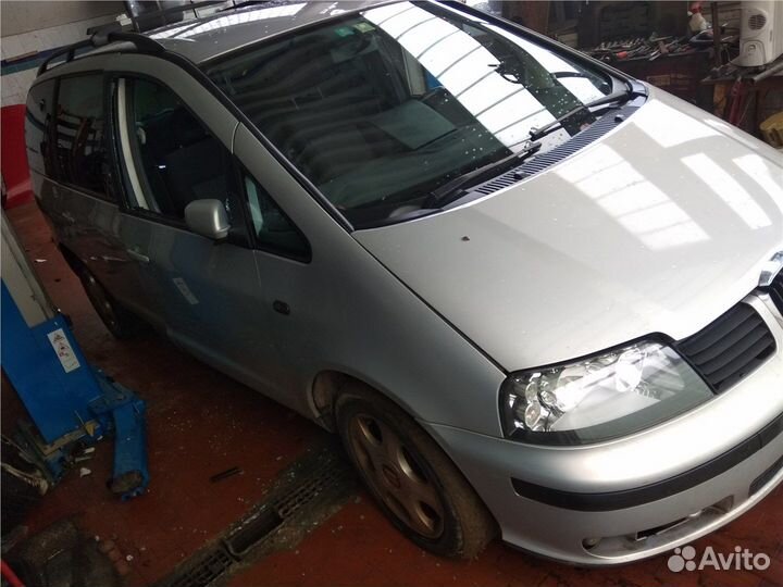 Разбор на запчасти Seat Alhambra