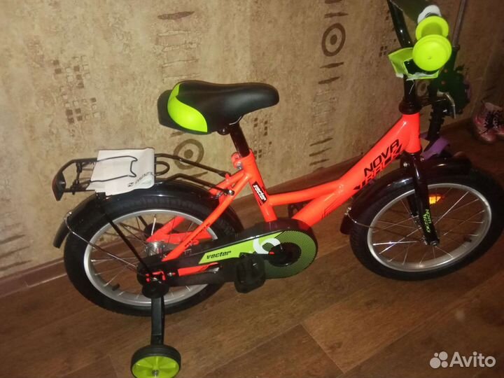 Детский велосипед novatrack