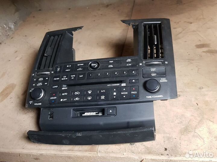 Блок управления климатом и мультимедиа Infiniti FX