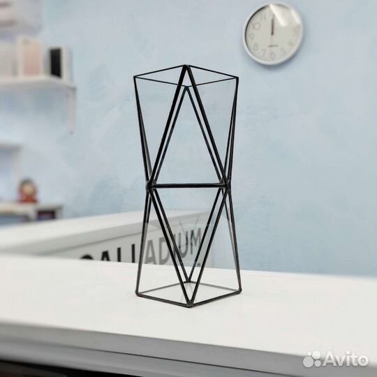 Ваза из стекла. Ваза для сухоцветов