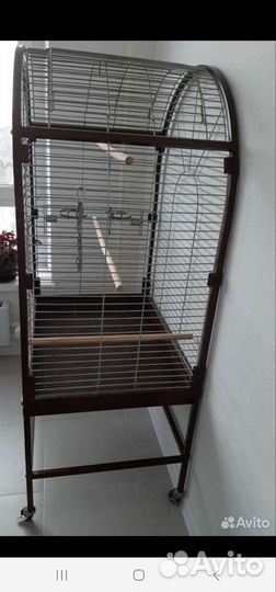 Клетка для крупного попугая