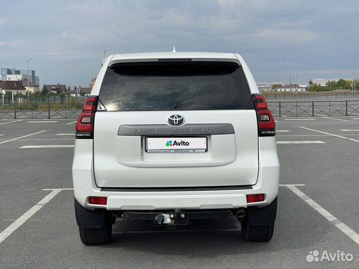 Toyota Land Cruiser Prado 2.8 AT, 2019, 90 000 км