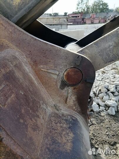 Гусеничный экскаватор New Holland E385, 2007