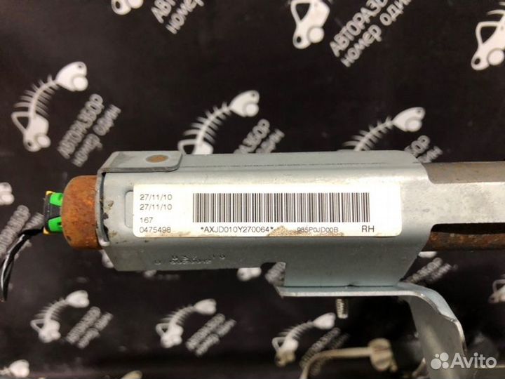 Шторка безопасности правая Nissan Qashqai J10E 1.6