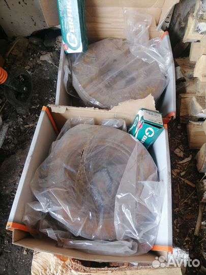 Тормозные диски. Тойота венза