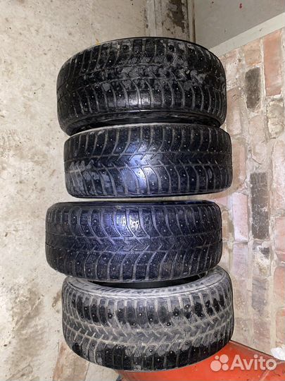Bridgestone Ice Cruiser 5000 205/55 R16