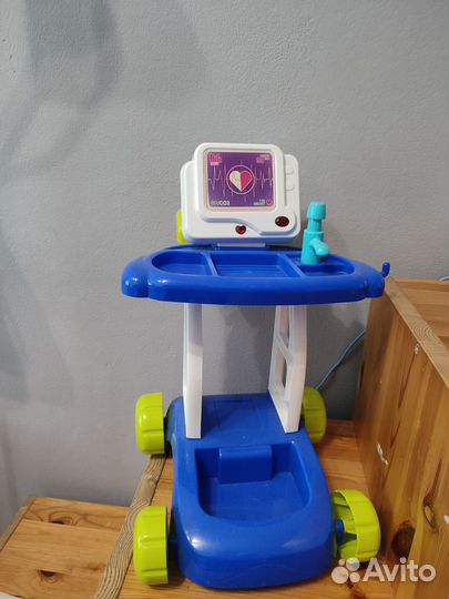 Тележка медика игровой набор