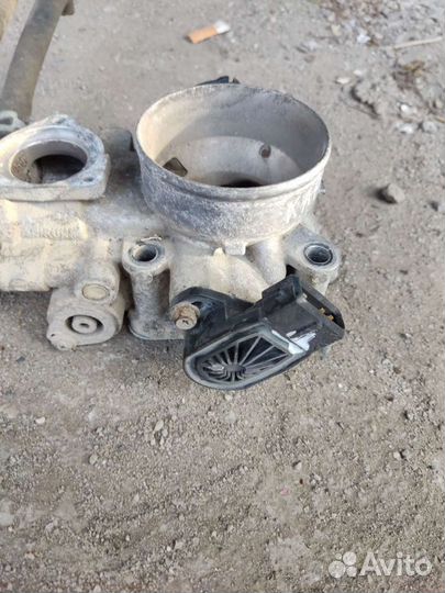 Дросельная заслонка Mitsubishi carisma