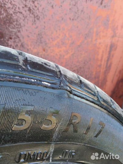 Продам комплект литых колес Dunlop SP Sport 01 225