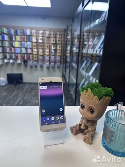 Google Pixel, 4/32 ГБ