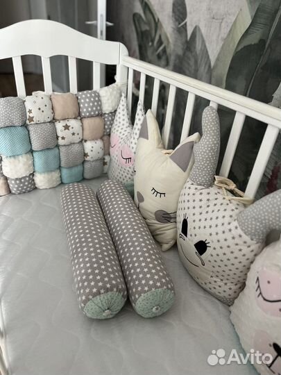 Бортики в детскую кроватку