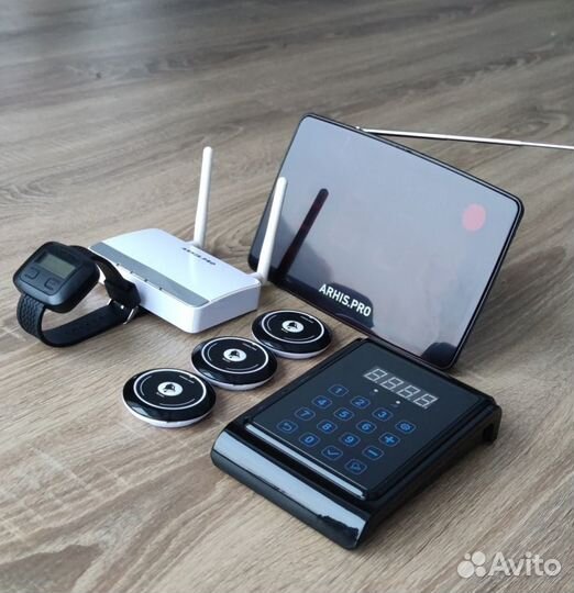 Кнопка вызова официанта комплект с часами и табло