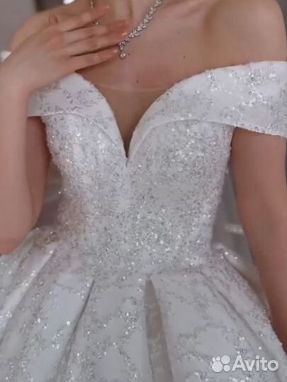 Свадебное платье люкс
