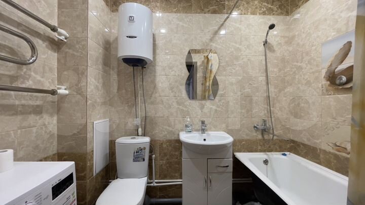 1-к. квартира, 38 м², 8/16 эт.