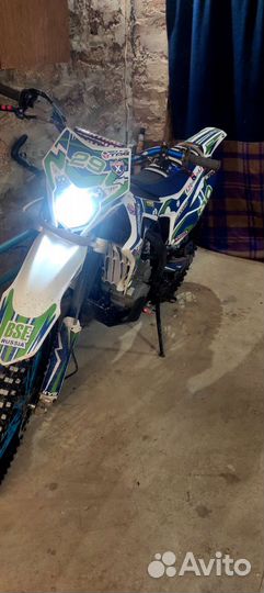 Мотоцикл Эндуро bse z5