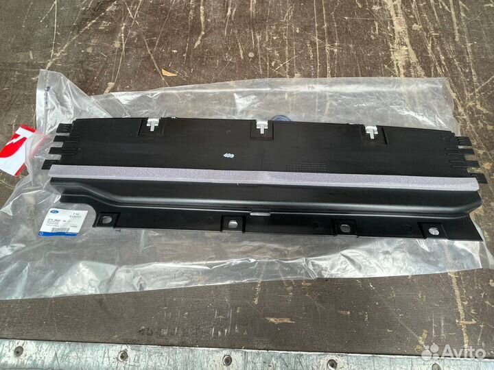 Дефлектор радиатора ford Transit Connect 2009-2013