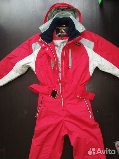 Продам комбинезон универсальный для горных лыж И