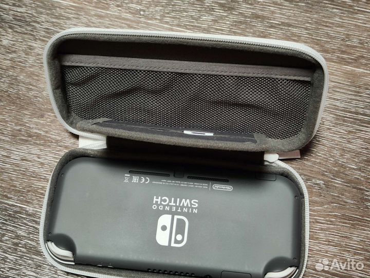 Чехол Nintendo Switch Lite оригинал