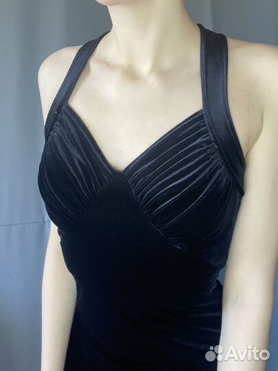 Винтажное бархатное платье в пол