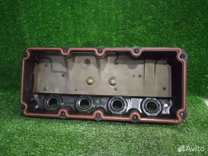 Клапанная крышка Додж Неон 2.0 ECB