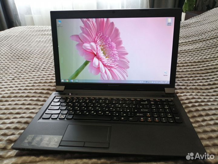 Lenovo B570e Core i5-2450 Geforce410m отл.сост