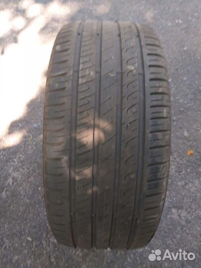 Barum Bravuris 3HM 255/45 R18
