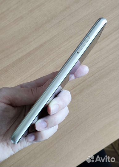 HUAWEI Y5 Prime (2018) Dual sim, 2/16 ГБ