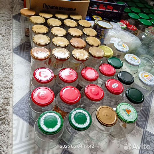 Банки стеклянные с крышками